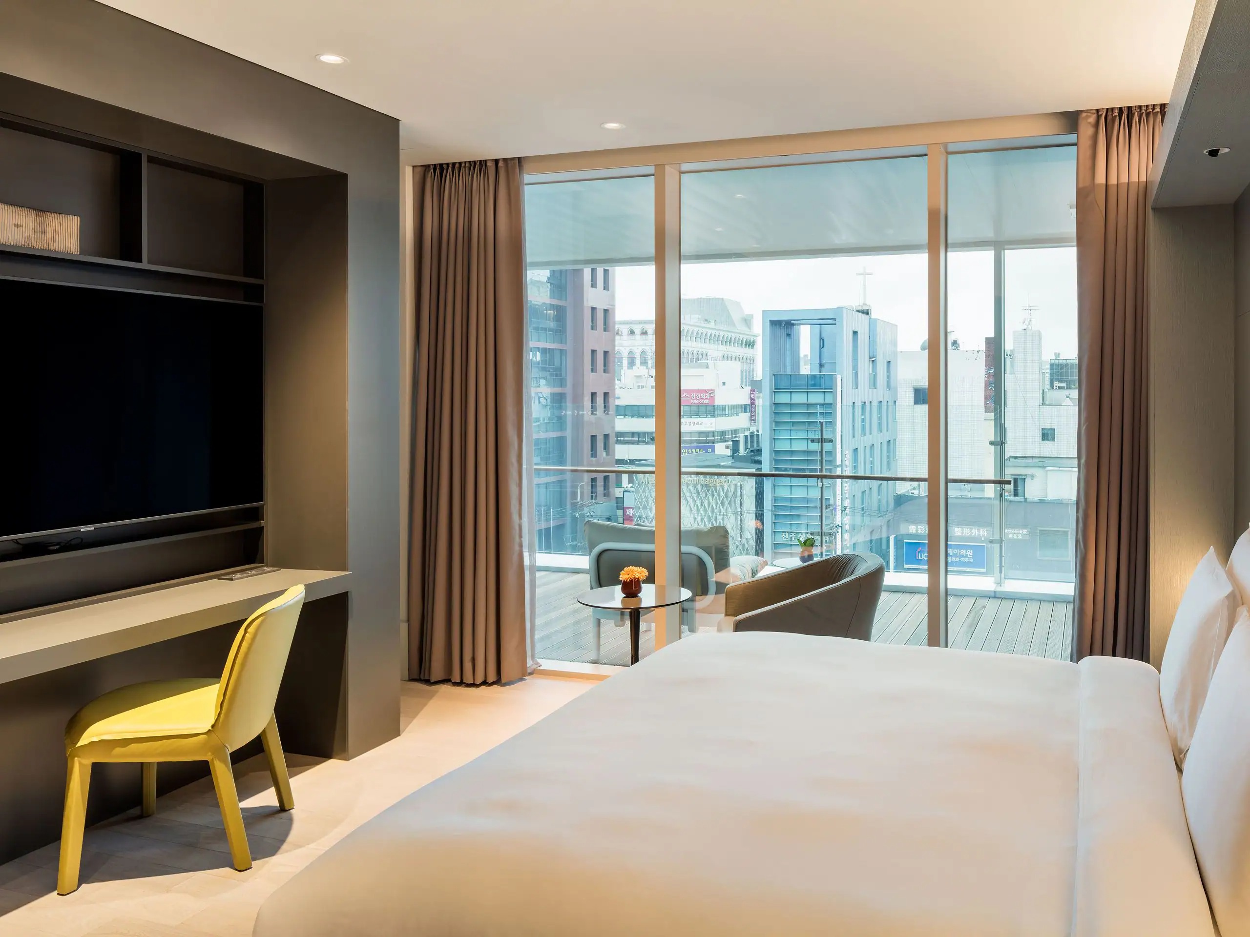 Capturing the Beauty of Yeoksam Pool Salon